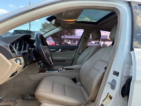 Used 2012 Mercedes-Benz C 250 Sedan image 9