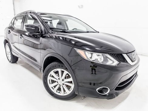 Used 2018 Nissan Rogue Sport SV w/ SV All-Weather Package FWD image 10