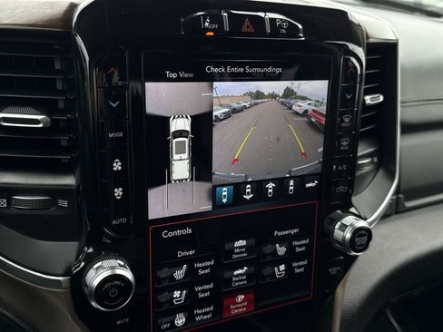 Used 2021 RAM 1500 Laramie w/ Advanced Safety Group AWD/4WD image 19