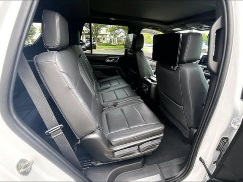 Used 2021 Chevrolet Tahoe Z71 w/ Z71 Off-Road Package AWD/4WD image 27