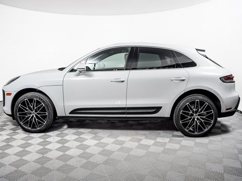Used 2026 Porsche Macan S AWD/4WD image 2