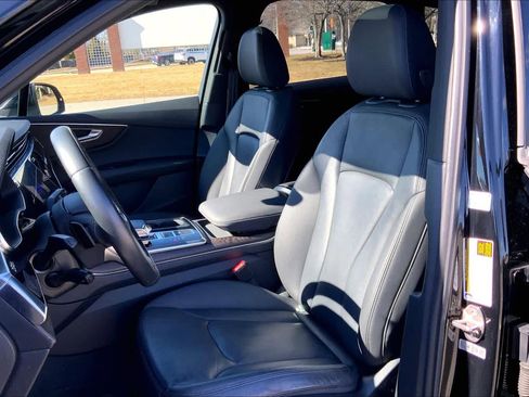 Used 2020 Audi Q7 3.0T Premium w/ Convenience Package image 9