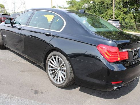 Used 2011 BMW 740Li RWD image 4