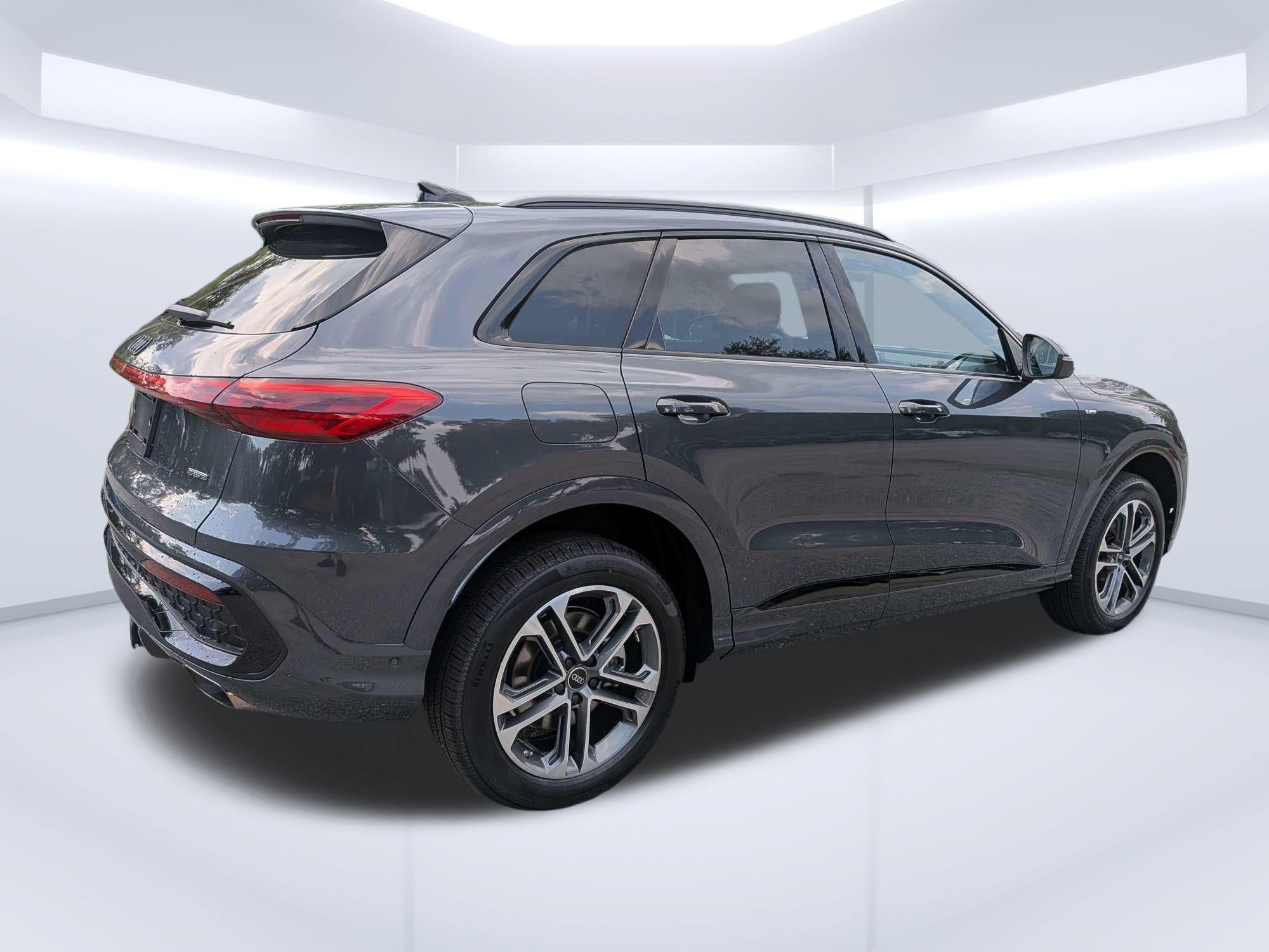 New 2026 Audi Q5 2.0T AWD/4WD image 3