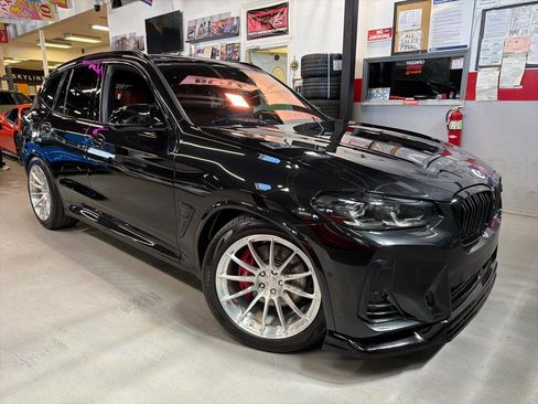 Used 2024 BMW X3 M40i w/ Premium Package image 1
