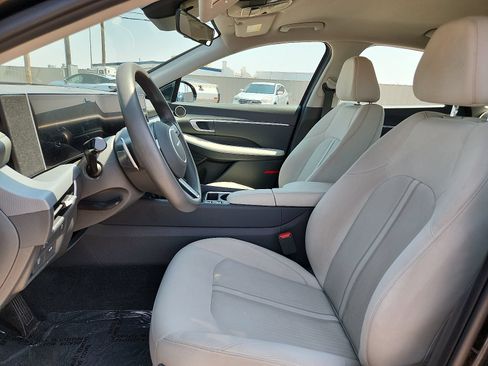 Used 2025 Hyundai Sonata SEL FWD image 11