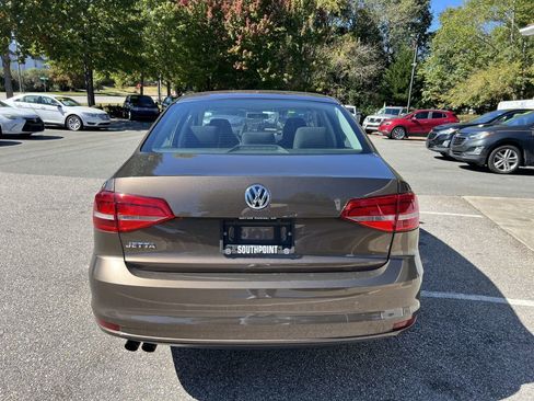Used 2015 Volkswagen Jetta S FWD image 6