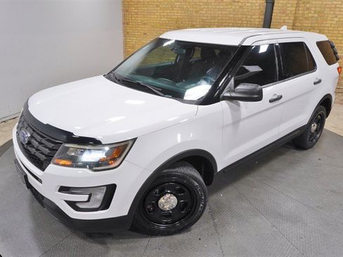 Used 2017 Ford Explorer 4WD Police Interceptor image 2