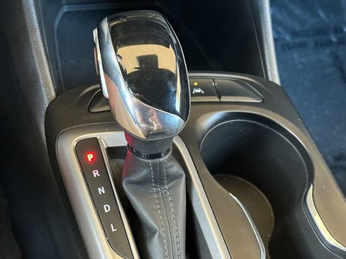 Certified 2025 Buick Envista Preferred FWD image 21