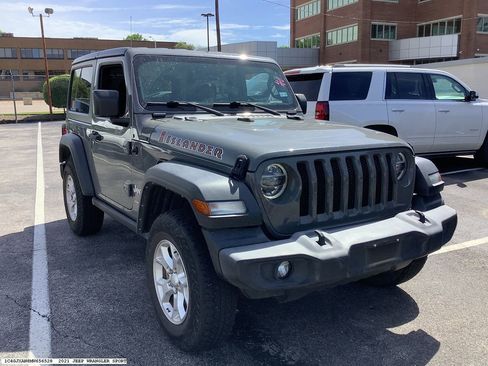 Used 2021 Jeep Wrangler Sport image 4