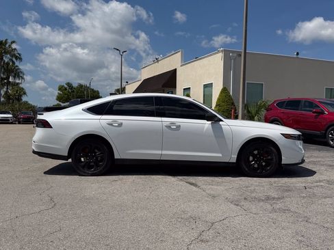 Used 2024 Honda Accord EX image 4