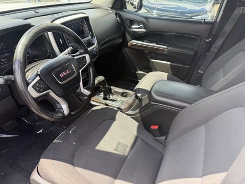 Used 2020 GMC Canyon SLE w/ Elevation Edition RWD image 9