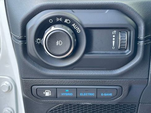Used 2024 Jeep Wrangler Sahara 4xe image 34