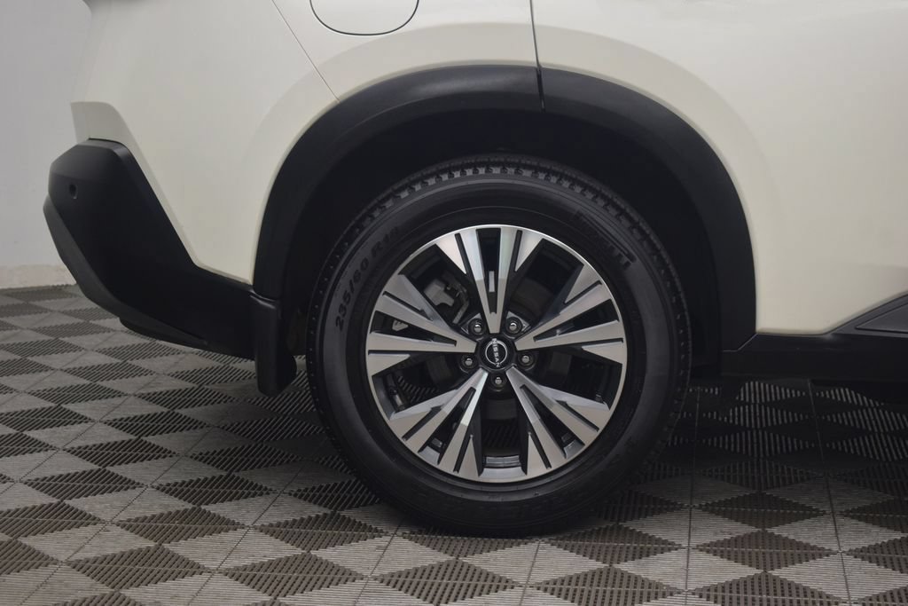 Used 2023 Nissan Rogue SV AWD/4WD image 26