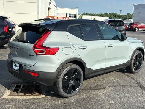 New 2026 Volvo XC40 B5 Ultra AWD/4WD image 29