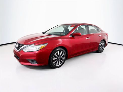 Used 2017 Nissan Altima 2.5 SV FWD image 7