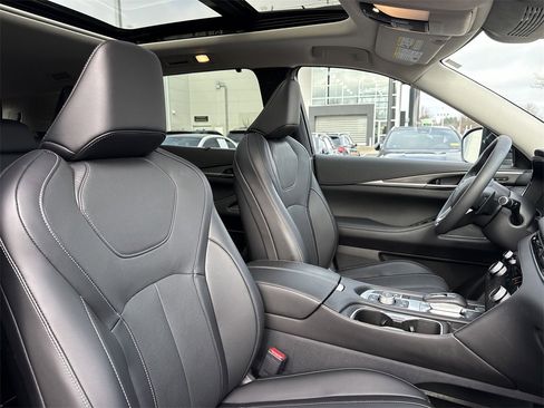 Used 2024 INFINITI QX60 Luxe image 27