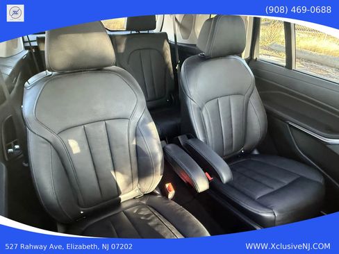 Used 2020 BMW X7 xDrive40i w/ Premium Package image 22