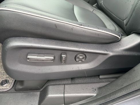 Used 2026 Honda Odyssey Touring image 13