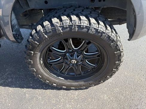 Used 2019 Nissan Frontier SV AWD/4WD image 14