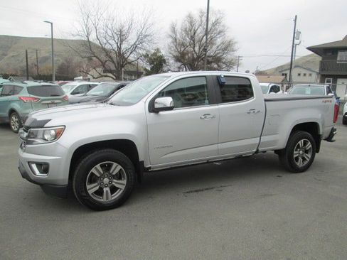 Used 2016 Chevrolet Colorado LT w/ Luxury Package, Chrome AWD/4WD image 3