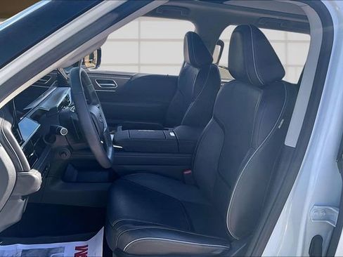 Used 2025 INFINITI QX80 Luxe w/ Exterior Package image 25