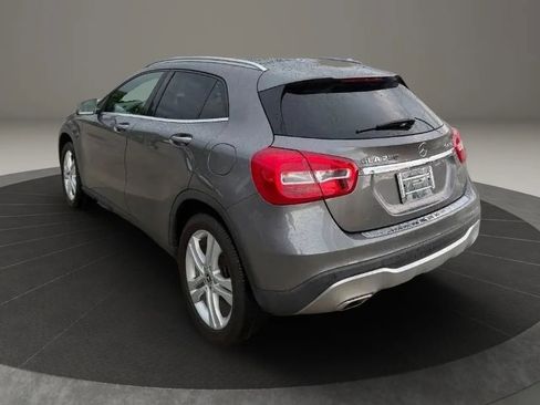 Used 2019 Mercedes-Benz GLA 250 4MATIC image 5