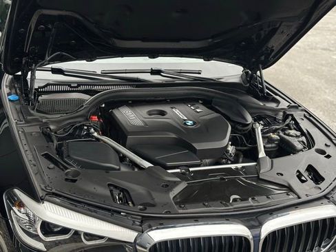 Used 2019 BMW 530i xDrive w/ M Sport Package image 65