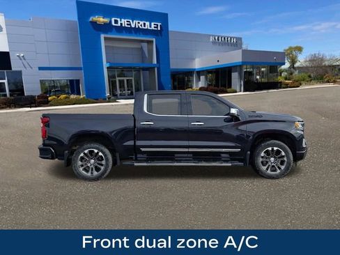 Used 2023 Chevrolet Silverado 1500 High Country w/ Technology Package image 10