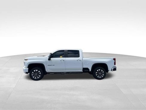 Certified 2021 Chevrolet Silverado 2500 LT w/ Z71 Chrome Sport Edition AWD/4WD image 2