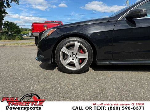 Used 2014 Mercedes-Benz E 350 4MATIC Sedan image 24