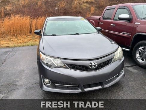 Used 2013 Toyota Camry SE image 16