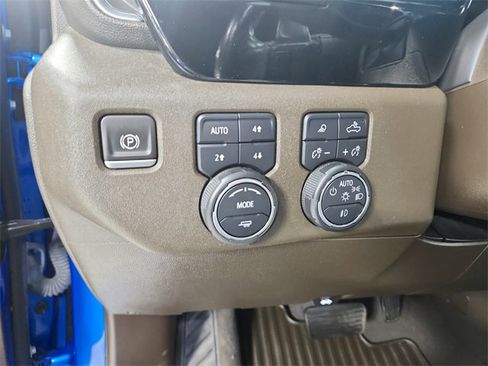 Used 2023 Chevrolet Silverado 1500 LTZ w/ LTZ Convenience Package II image 28