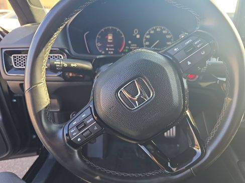 Used 2025 Honda Civic Sport image 13