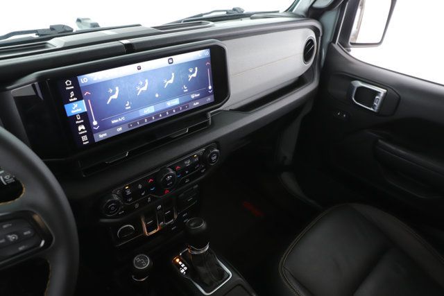 Used 2024 Jeep Wrangler Unlimited Sport AWD/4WD image 24
