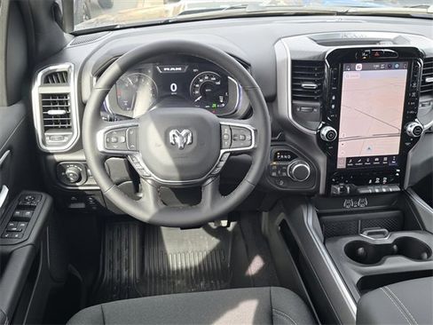 New 2026 RAM 1500 4x4 Crew Cab image 6