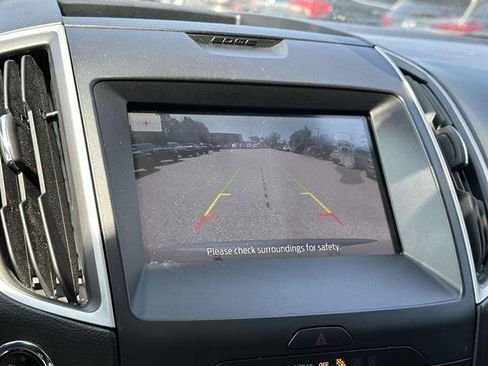 Used 2020 Ford Edge SEL w/ Convenience Package image 19