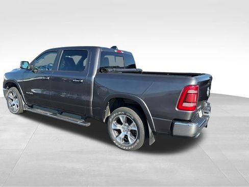 Used 2022 RAM 1500 Laramie AWD/4WD image 3