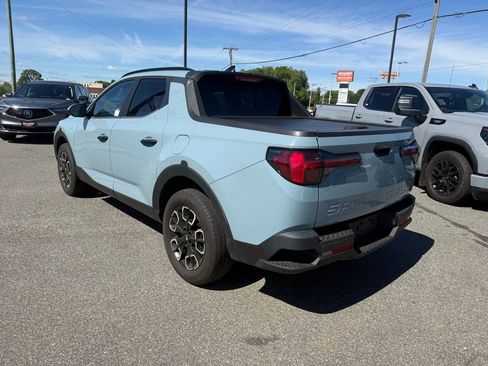 Used 2022 Hyundai Santa Cruz SEL w/ Activity Package FWD image 6