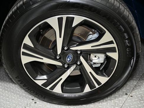 Used 2025 Subaru Crosstrek 2.0i Premium AWD/4WD image 21