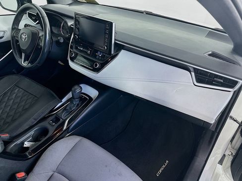 Used 2021 Toyota Corolla SE w/ SE Premium Package image 30