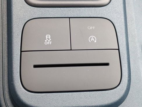 New 2025 Ford Maverick XLT w/ XLT Luxury Package image 23