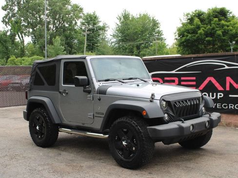 Used 2014 Jeep Wrangler Sport image 4