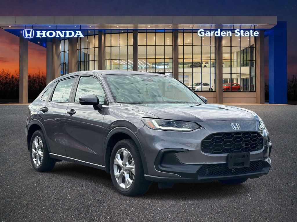 Certified 2024 Honda HR-V LX image 2