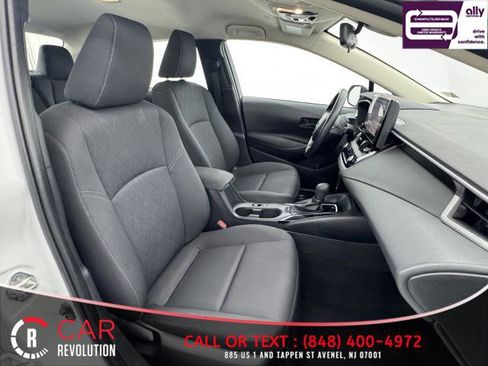 Used 2023 Toyota Corolla LE image 40