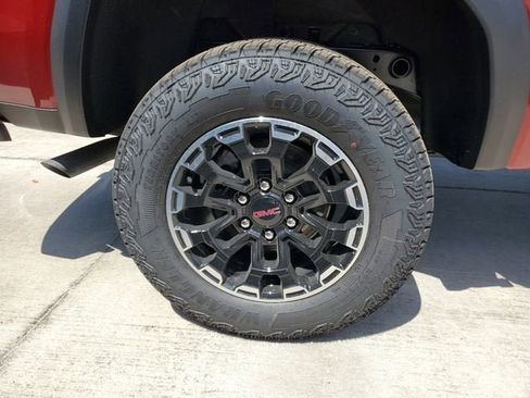 New 2026 GMC Canyon AT4 AWD/4WD image 6