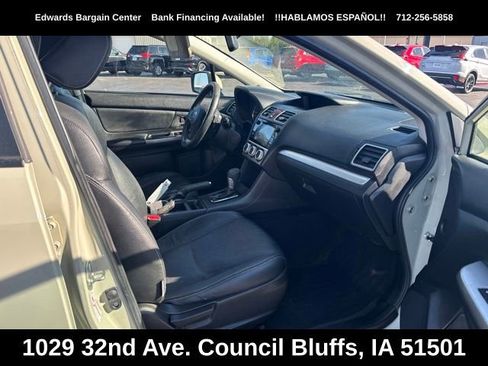 Used 2015 Subaru Crosstrek 2.0i Limited AWD/4WD image 10