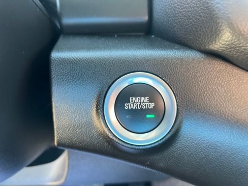 Used 2024 GMC Terrain SLE w/ Driver Convenience Package AWD/4WD image 31
