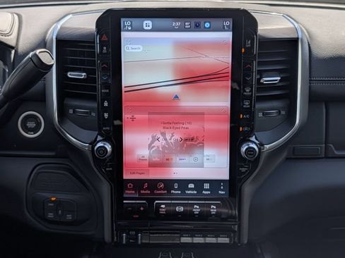 New 2026 RAM 3500 Laramie AWD/4WD image 9