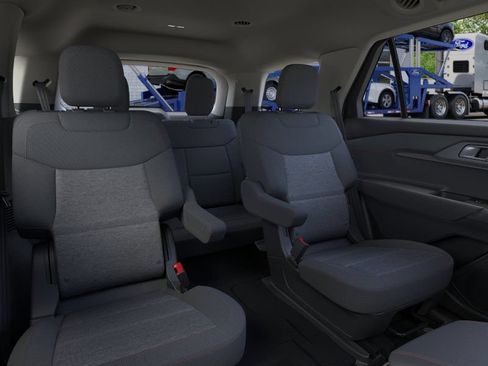 New 2026 Ford Explorer Active RWD image 11